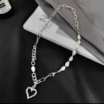 vòng cổ mặt hình trái tim đính ngọc trai 