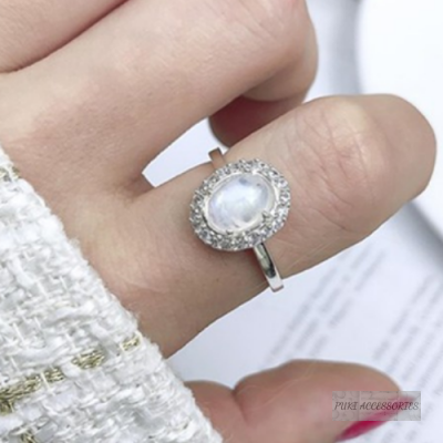 Nhẫn đá mặt trăng 2