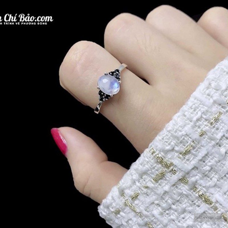 Nhẫn đá mặt trăng 3